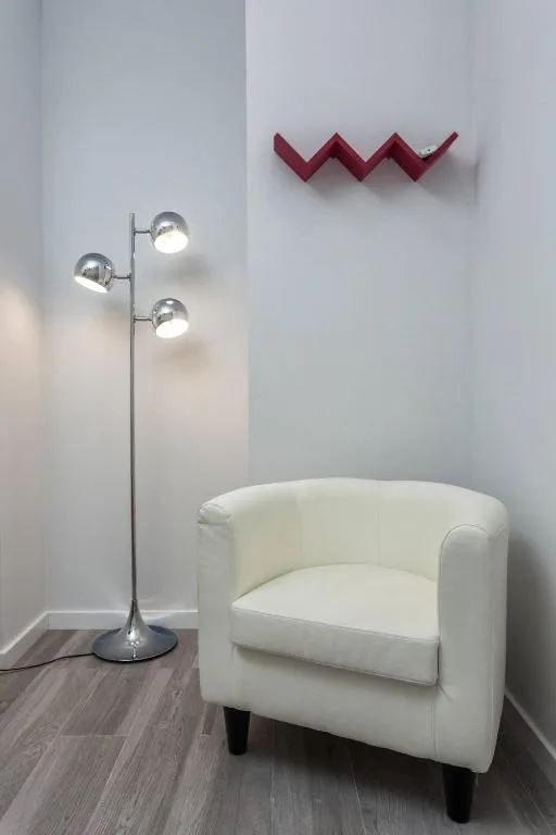 Luxury Beach Apartment — interior 24